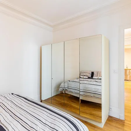 Guestready - Romantic Nest In The 20th Arr Appartement